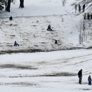 Idilični prizori parka Maksimir prekrivenog snijegom