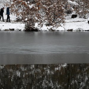 Idilični prizori parka Maksimir prekrivenog snijegom