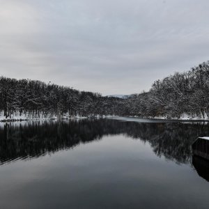 Idilični prizori parka Maksimir prekrivenog snijegom