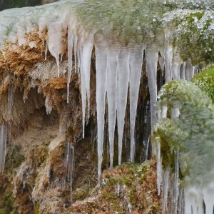 Fontana ispred Gospe van grada u Šibeniku