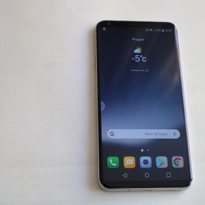 LG V30