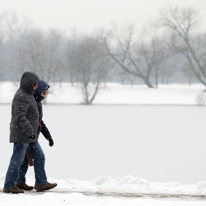 Iznimno niske temperature zaledile su jezero Jarun