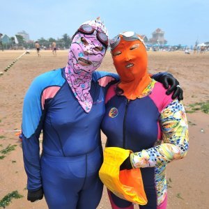 'Facekini' - bikini za glavu na kineskoj plaži