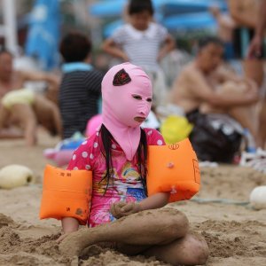 'Facekini' - bikini za glavu na kineskoj plaži