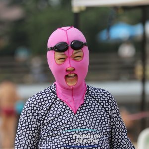 'Facekini' - bikini za glavu na kineskoj plaži