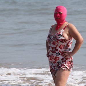 'Facekini' - bikini za glavu na kineskoj plaži