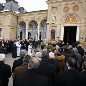 Ispraćaj preminule Anice Ressler Šeks na zagrebačkom groblju Mirogoj