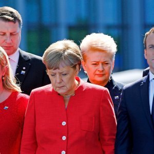 Angela Merkel s Kolindom Grabar Kitarović čeka Donalda Trumpa