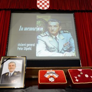 Komemoracija za stožernoga generala Petra Stipetića
