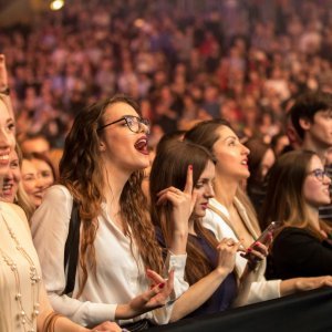 2Cellos oduševili koncertom u prepunoj Areni Zagreb