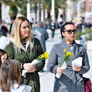 Split: Humanitarnom prodajom cvijeća obilježen Dan narcisa
