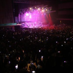 Koncert Željka Bebeka u prepunoj velikoj dvorani SC Gripe