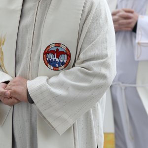 Zagreb: Svećeničkom ulaznom procesijom počeli obredi Velikog trodnevlja