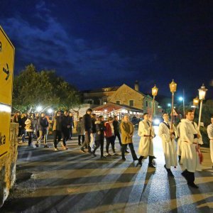 Andrej Plenković na hvarskoj procesiji 'Za križen'