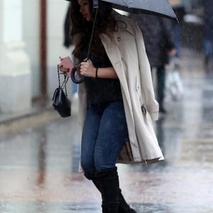 Ulična moda pod kišobranima