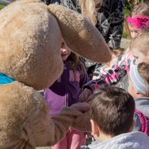 Osijek: Brojne obitelji na Uskrsni ponedjeljak posjetile Zoološki vrt