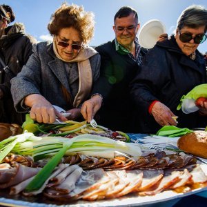 Šibenik: Tradicionalni Uskrsni doručak na Trgu Petra Šubića