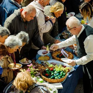 Šibenik: Tradicionalni Uskrsni doručak na Trgu Petra Šubića
