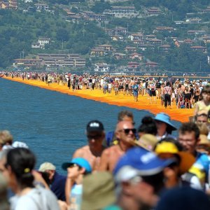 The Floating Piers, Iseo, Italija, 2016.