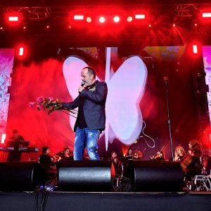 Koncert Tonyja Cetinskog u povodu drugog rođendana Magente 1