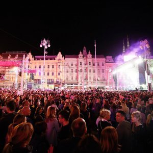 Koncert Tonyja Cetinskog u povodu drugog rođendana Magente 1