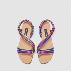 Ravne sandale, 199,90 kn, Zara