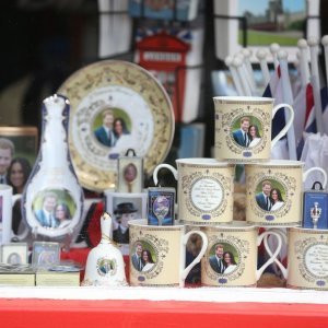 Suveniri za kraljevsko vjenčanje Meghan Markle i princa Harryja