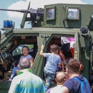 Vojska prezentirala naoružanje i opremu povodom Dana OSRH