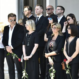 Pogreb novinarke i urednice Nove TV Tatjane Krajač