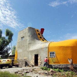 Dom u obliku cipele u Indoneziji