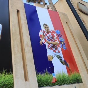 Mural sa zvijezdama SP-a, Müller i Modrić