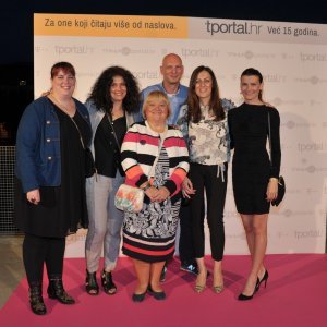 Maja Šurina, Danica Juričić, Anka Mrak Taritaš, Vanja Moskaljov, Danijela Jozić i Sabina Glasovac