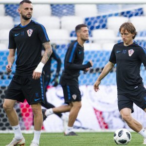 Zadnji trening Hrvatske prije Nigerije, Brozović i Modrić