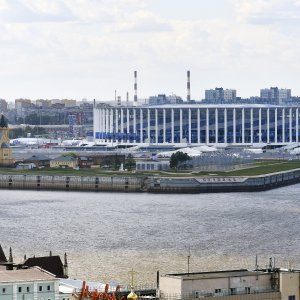 Stadion Njižni Novgorod na obali rijeke Volge