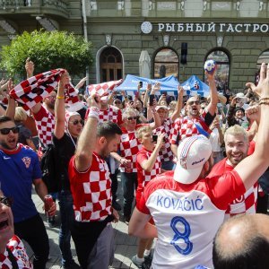 Navijači u gradu prije utakmice Hrvatska - Argentina