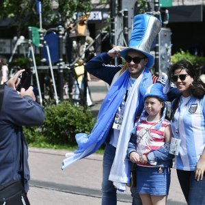 Navijači u gradu prije utakmice Hrvatska - Argentina