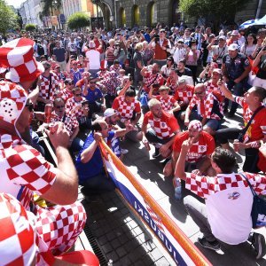 Navijači u gradu prije utakmice Hrvatska - Argentina