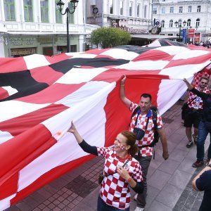 Navijači u gradu prije utakmice Hrvatska - Argentina