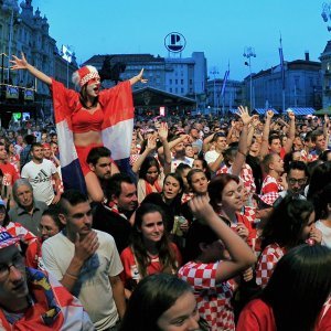 Navijačka atmosfera u Zagrebu