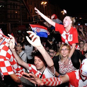 Navijačka atmosfera u Zagrebu