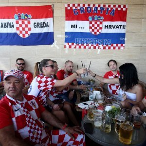 Navijači spremni za utakmicu Hrvatske i Islanda
