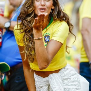 Izabel Goulart