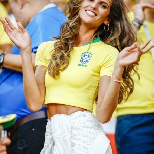 Izabel Goulart