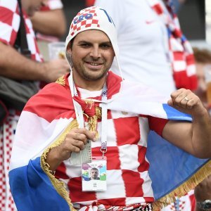 Navijači na stadionu u Sočiju, Hrvatska - Rusija