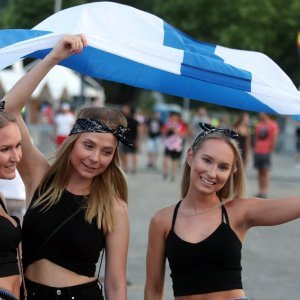 Posjetitelji pristižu na treću večer Ultra Europe festivala 2018.