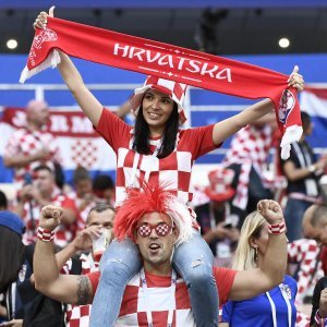 Navijači na stadionu Lužnjiki, Hrvatska - Engleska