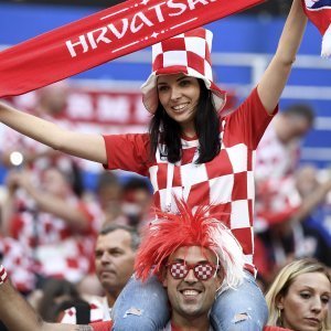 Navijači na stadionu Lužnjiki, Hrvatska - Engleska