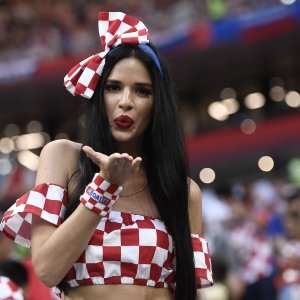 Navijači na stadionu Lužnjiki, Hrvatska - Engleska