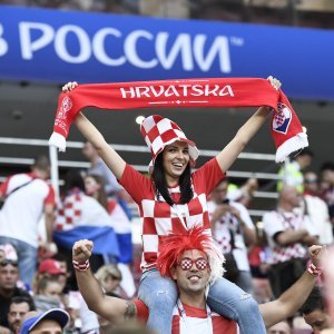 Navijači na stadionu Lužnjiki, Hrvatska - Engleska