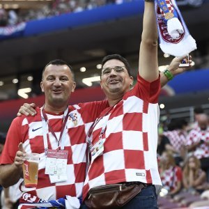 Navijači na stadionu Lužnjiki, Hrvatska - Engleska